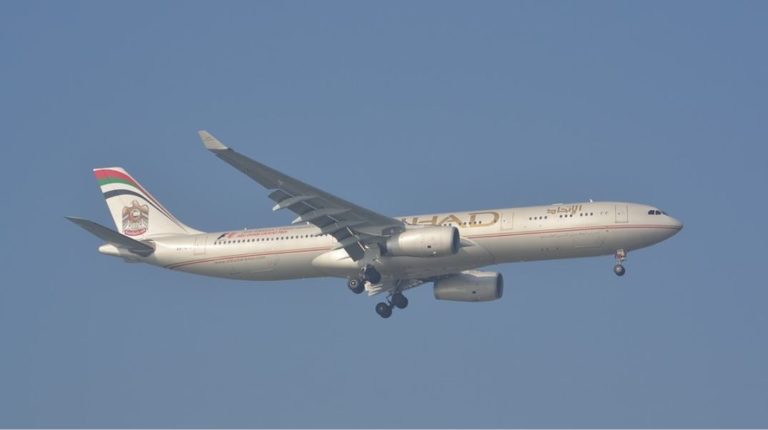 Lufthansa Airlines Vs Etihad Airways